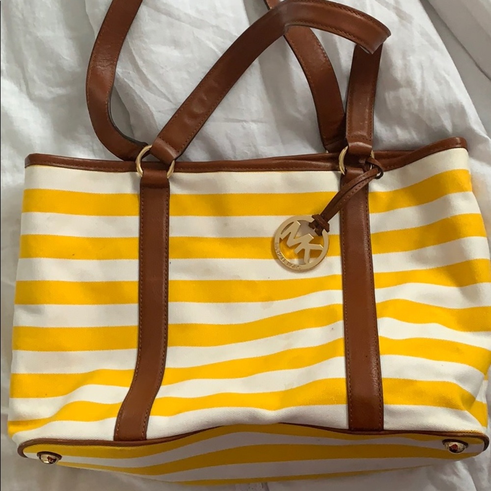 Michael kors tote